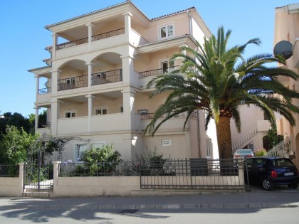 Vila Maslina
